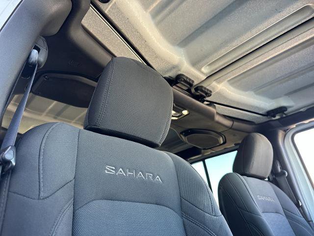 Used 2020 Jeep Wrangler Unlimited Sahara image 16