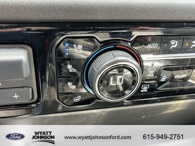 Used 2024 Chevrolet Silverado 1500 High Country w/ High Country Premium Package image 36