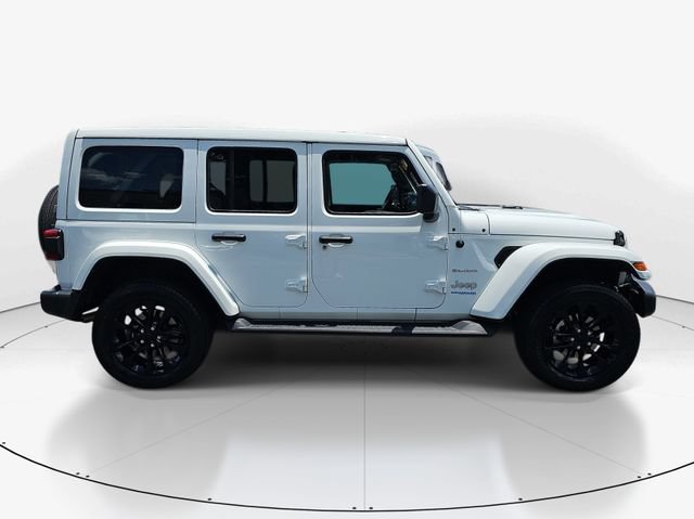 Used 2022 Jeep Wrangler Unlimited Sahara w/ Cold Weather Group AWD/4WD video 2