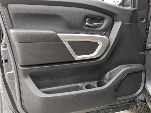 Used 2023 Nissan Titan SV AWD/4WD image 22