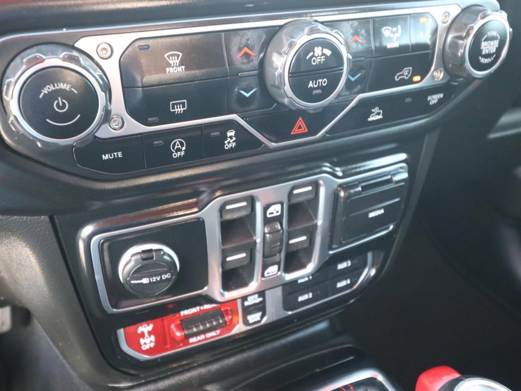 Used 2022 Jeep Wrangler Unlimited Rubicon AWD/4WD image 23