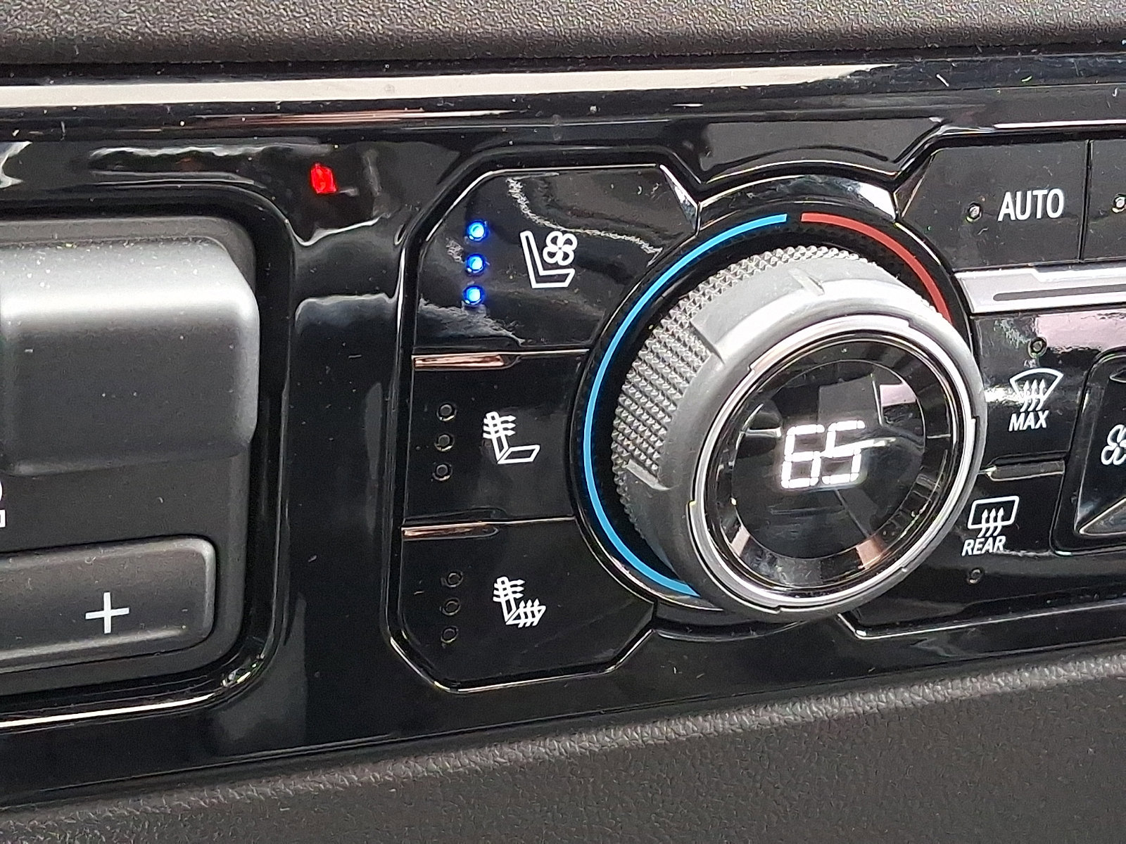 Used 2023 Chevrolet Silverado 1500 High Country w/ High Country Premium Package image 30