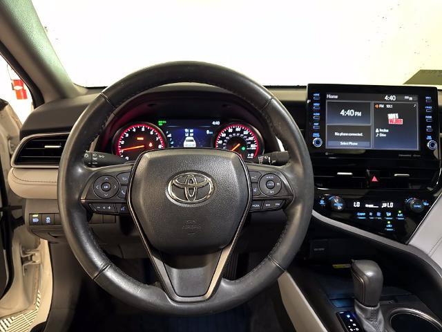 Used 2023 Toyota Camry XSE FWD image 6