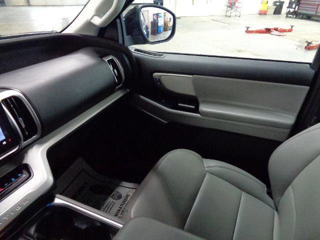 Certified 2025 Ford Expedition Max Active image 25