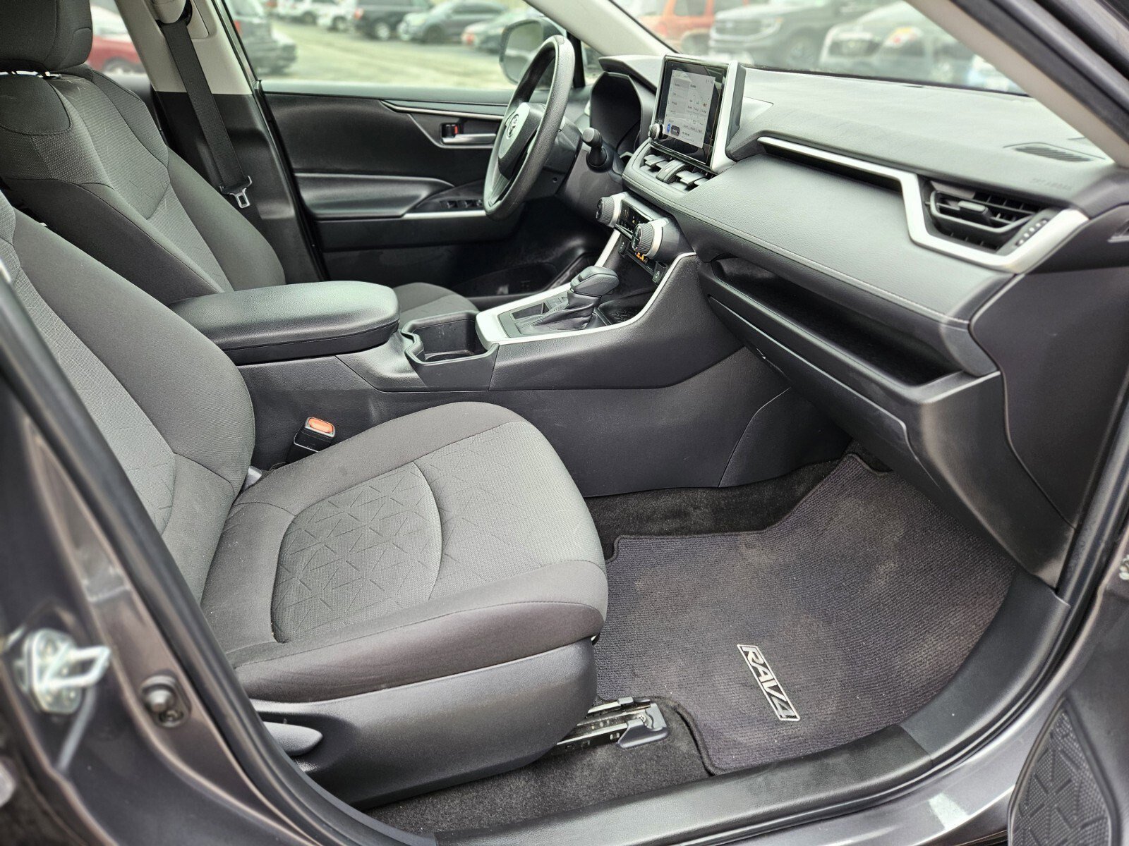 Used 2023 Toyota RAV4 XLE image 12