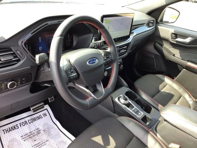 Certified 2023 Ford Escape ST-Line w/ Tech Pack #1 AWD/4WD image 8
