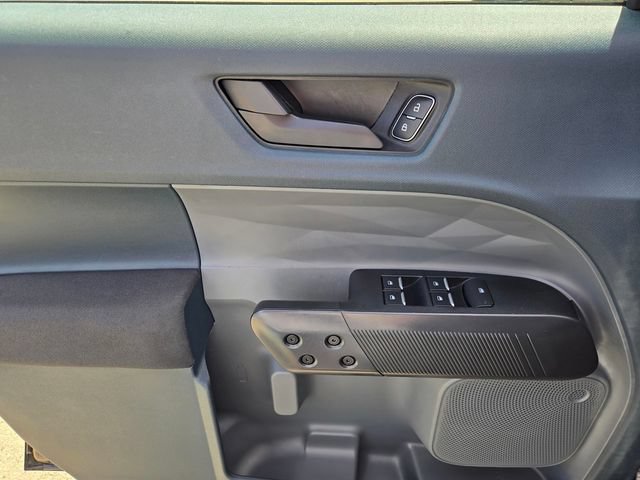 Certified 2025 Ford Maverick XL FWD image 21
