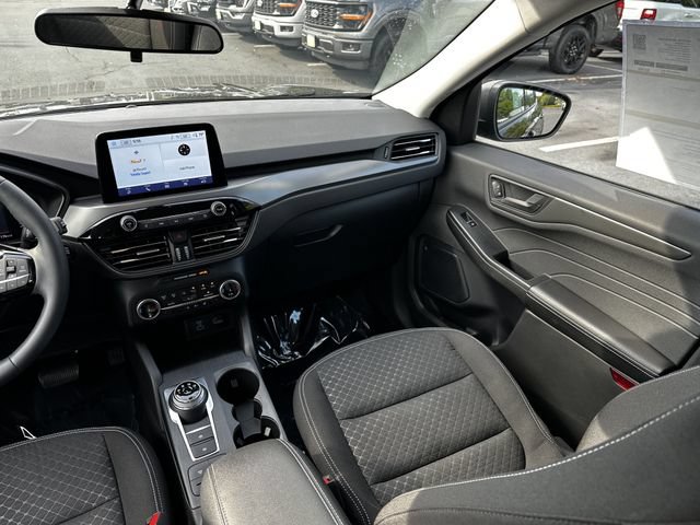 Certified 2023 Ford Escape Active AWD/4WD image 17
