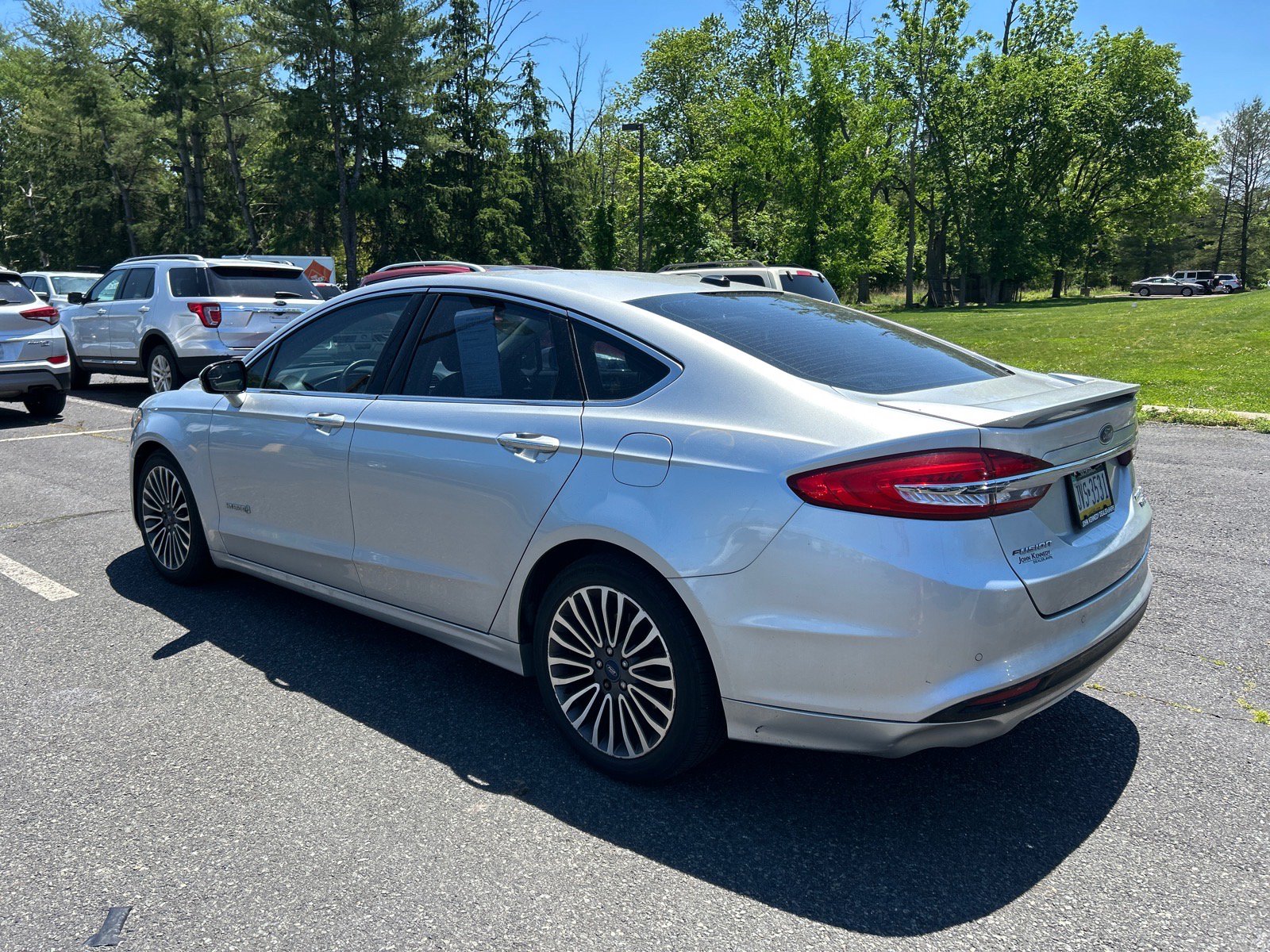 Certified 2017 Ford Fusion Titanium FWD image 6