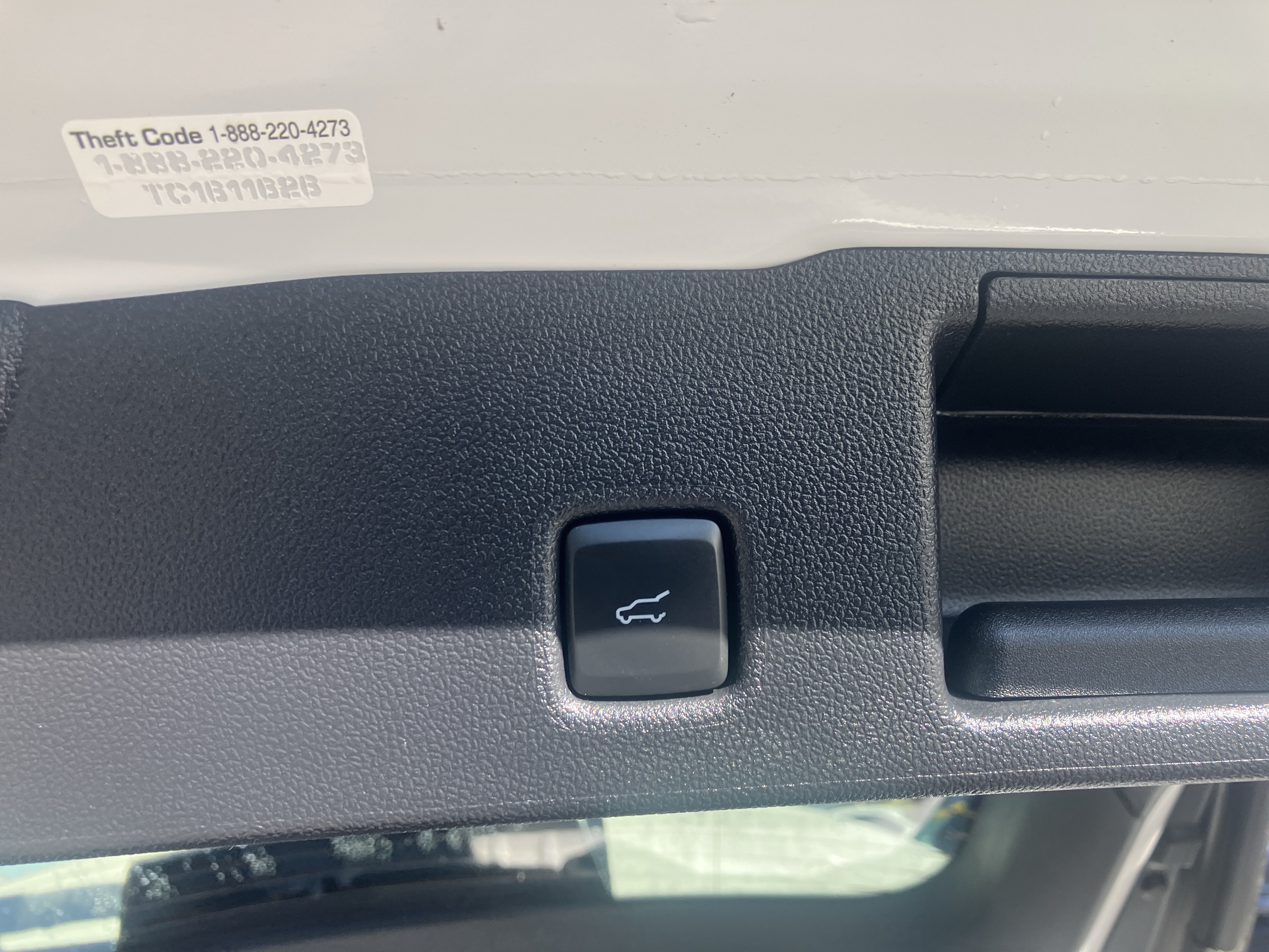 Certified 2021 Ford Escape SEL AWD/4WD image 13