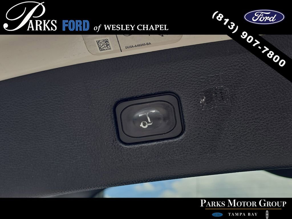 Certified 2020 Ford Edge Titanium w/ Equipment Group 301A FWD image 9