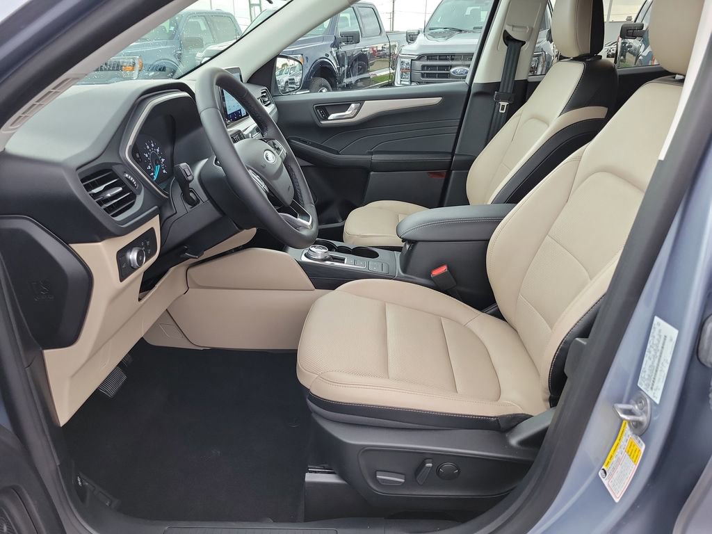 Certified 2022 Ford Escape SEL FWD image 20