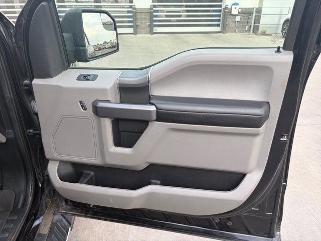 Certified 2019 Ford F150 XLT w/ Equipment Group 302A Luxury AWD/4WD image 29