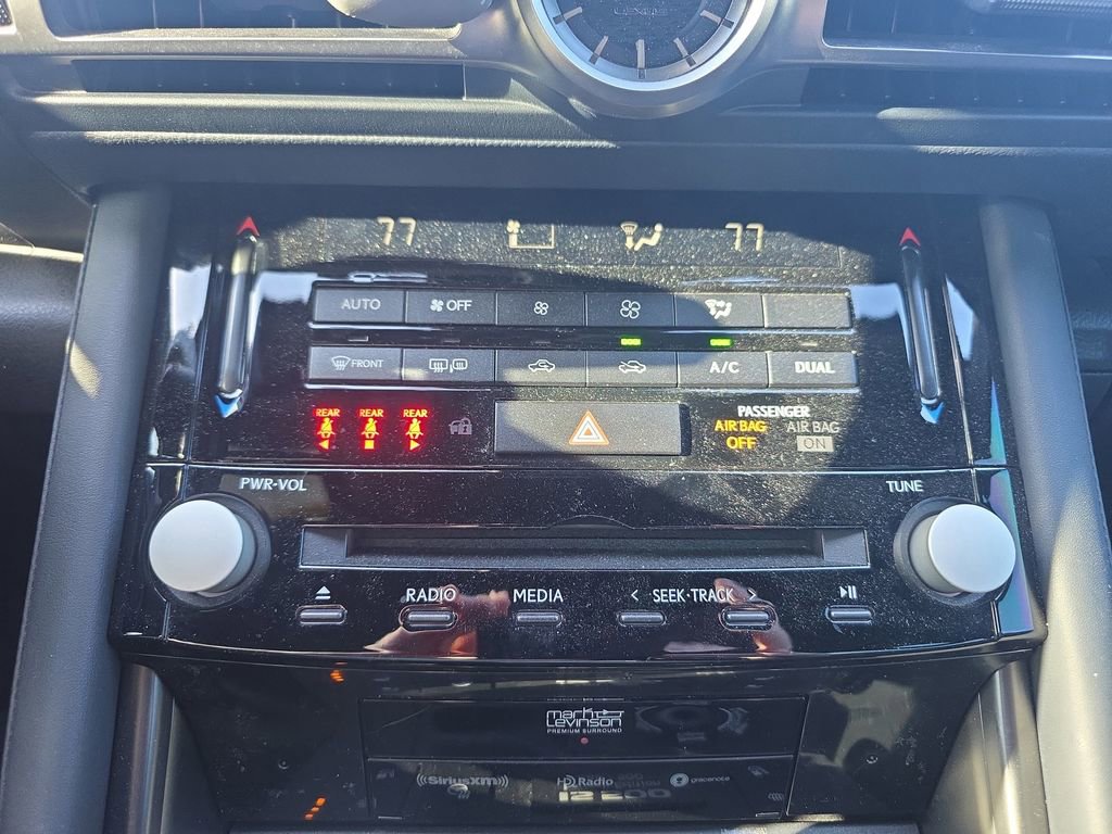 Used 2022 Lexus IS 500 w/ Accessory Package image 44