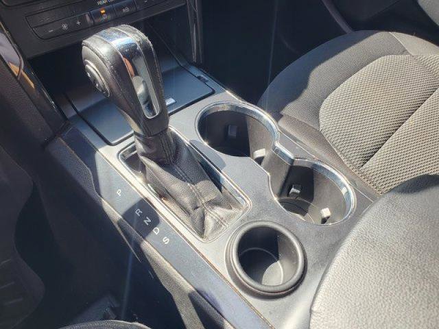 Certified 2018 Ford Explorer XLT FWD image 24