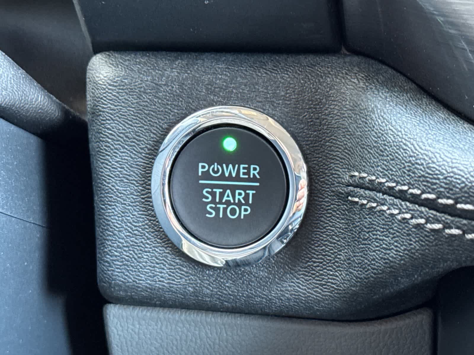 Certified 2025 Ford F150 Lightning Flash AWD/4WD image 22