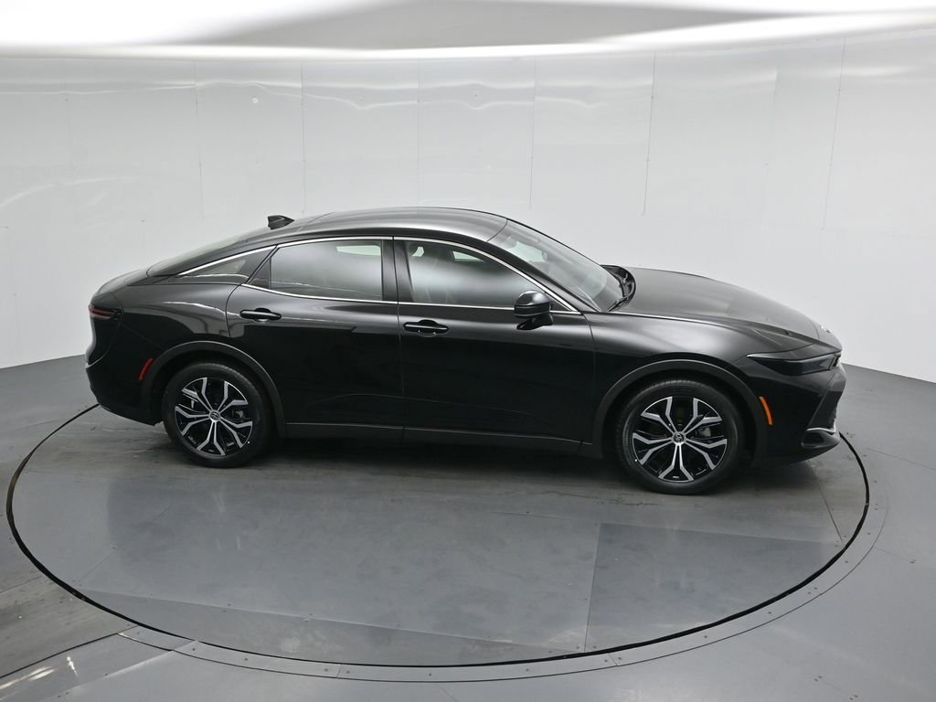 Used 2024 Toyota Crown Limited image 50