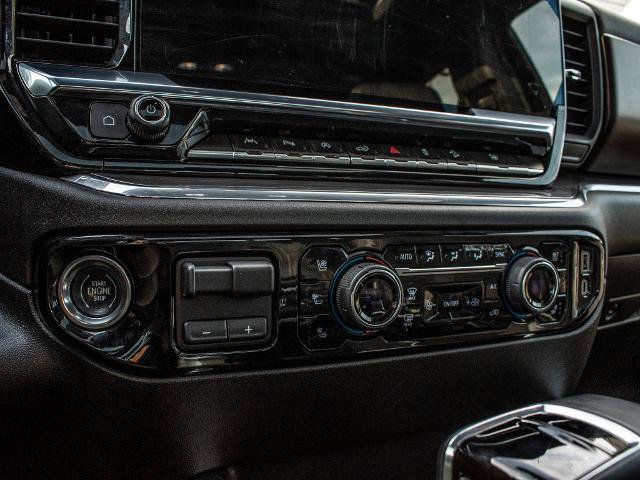 Used 2024 Chevrolet Silverado 1500 High Country w/ Technology Package AWD/4WD image 14