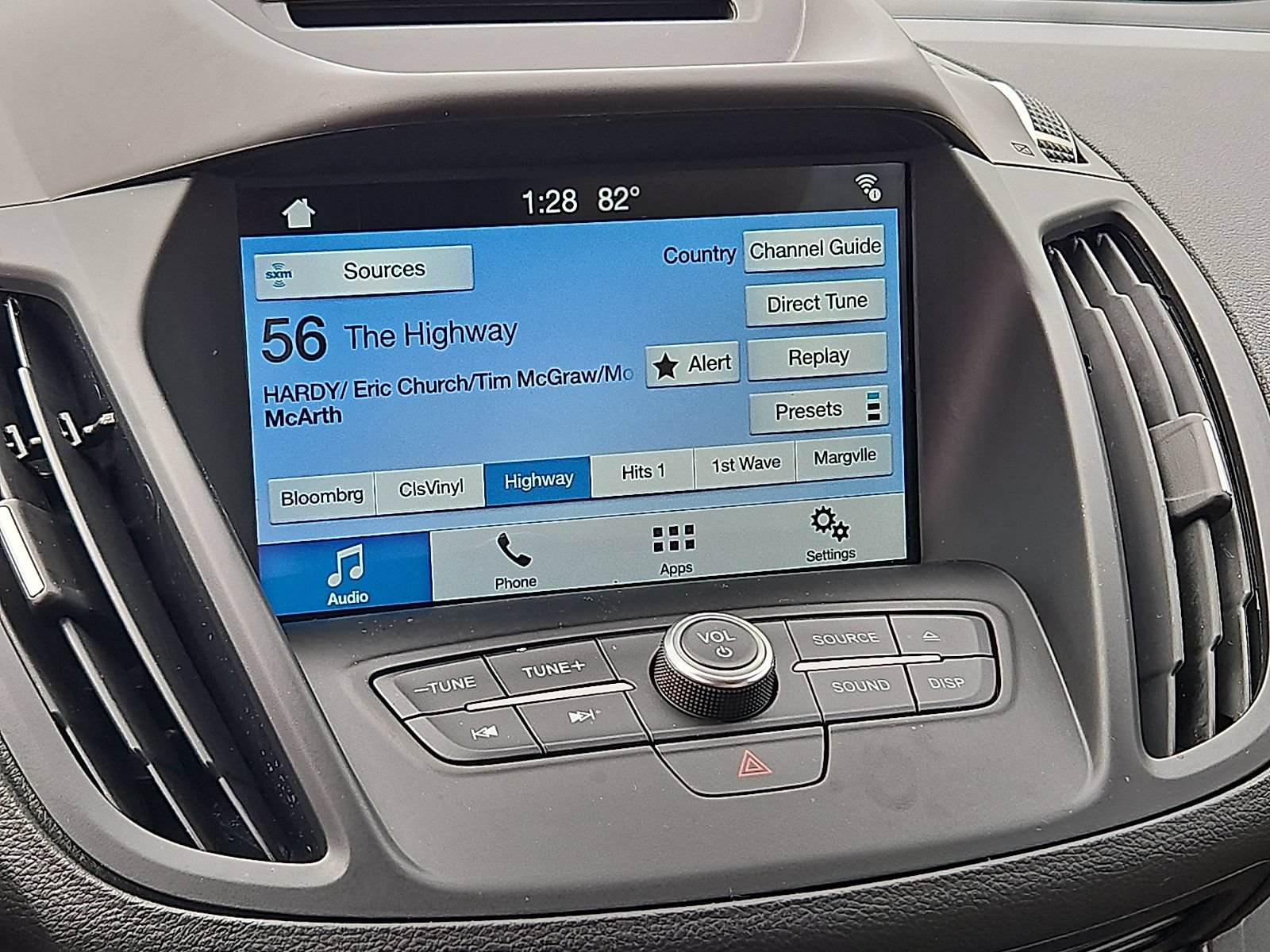Certified 2018 Ford Escape SEL AWD/4WD image 17