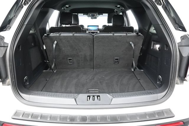 Certified 2025 Ford Explorer ST-Line AWD/4WD image 30