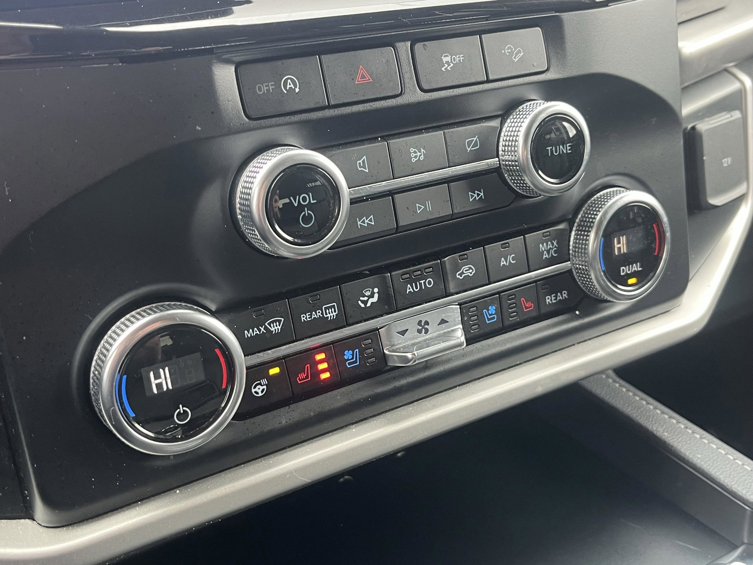 Certified 2024 Ford Expedition XLT image 26