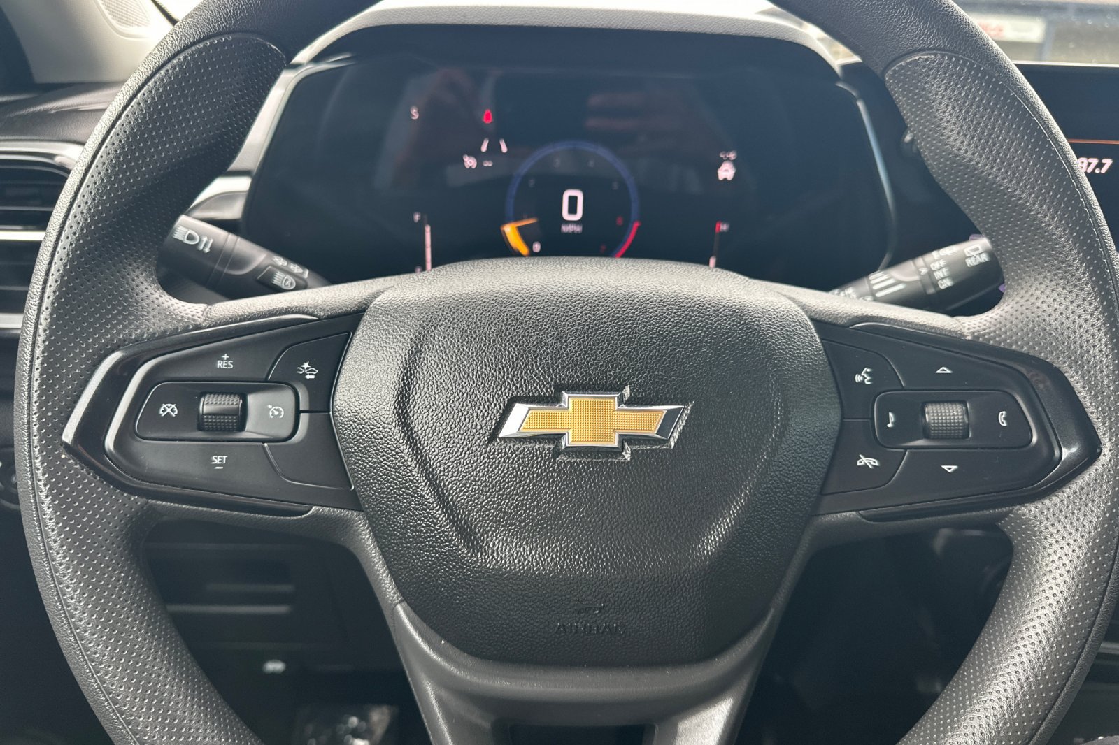 Used 2025 Chevrolet TrailBlazer LT FWD image 22