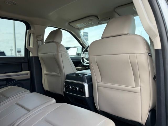 Certified 2023 Ford Expedition Max XLT image 18