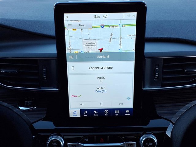 Certified 2023 Ford Explorer Limited w/ Limited Technology Package image 15