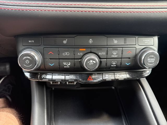 Used 2026 Dodge Durango GT w/ Blacktop Package AWD/4WD image 28