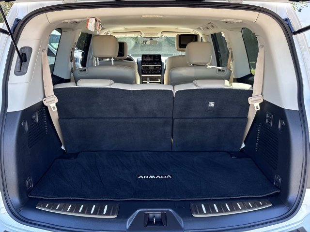 Used 2022 Nissan Armada Platinum w/ Captain's Chairs Package AWD/4WD image 12