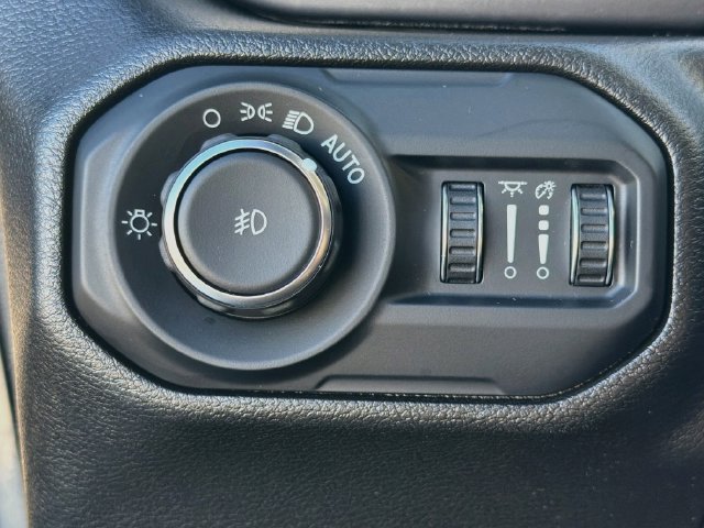 Used 2022 Jeep Wrangler Unlimited Sport AWD/4WD image 36