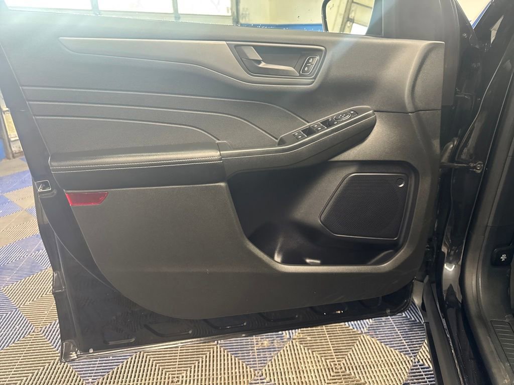 Certified 2023 Ford Escape Active image 10