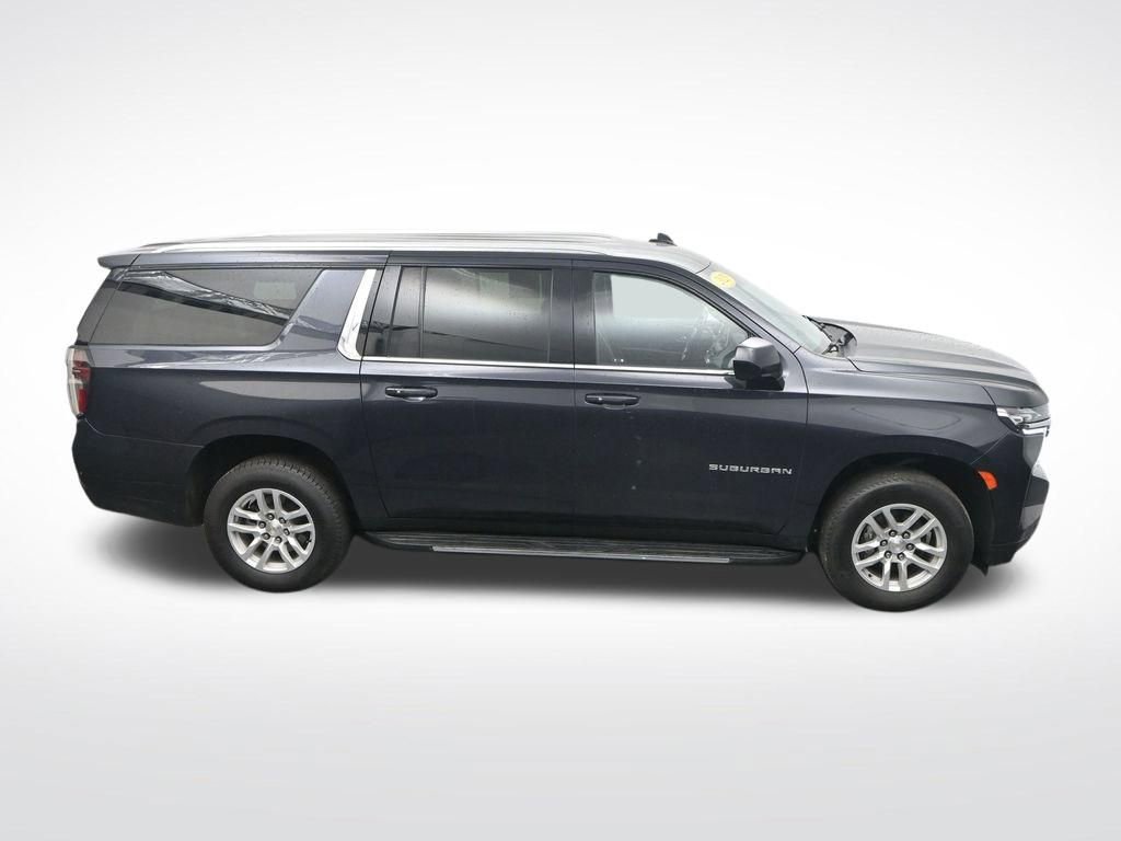 Used 2023 Chevrolet Suburban LT AWD/4WD image 27