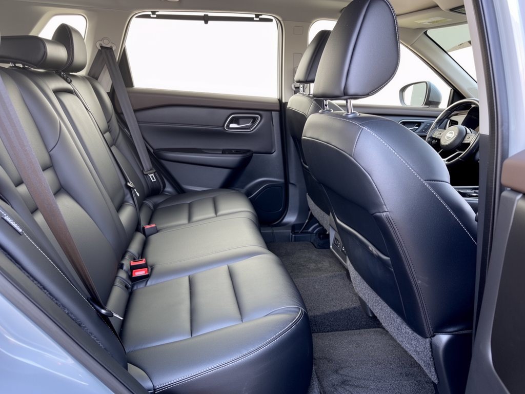 Used 2021 Nissan Rogue SL w/ Premium Package FWD image 29