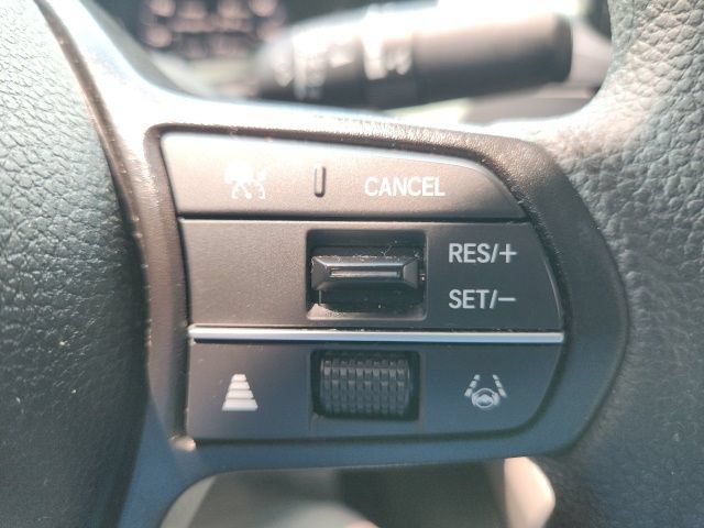 Used 2025 Honda Accord SE image 36