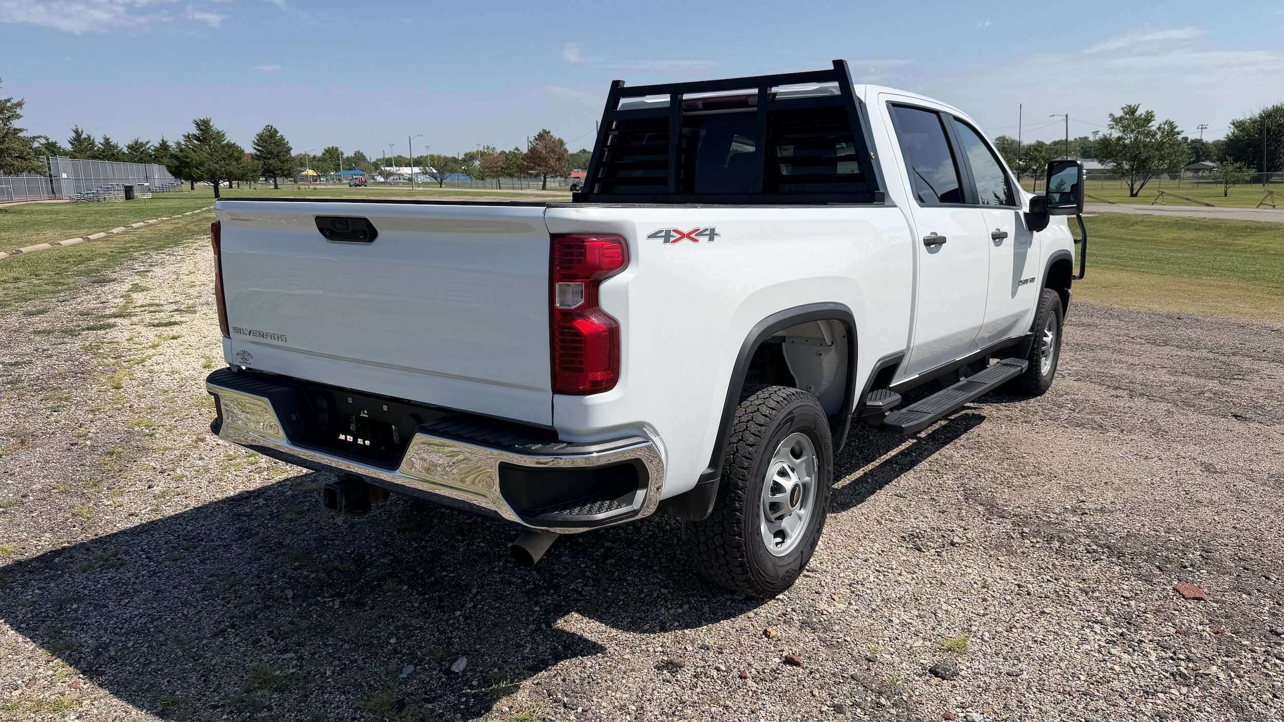 Used 2023 Chevrolet Silverado 2500 W/T w/ WT Convenience Package AWD/4WD image 4