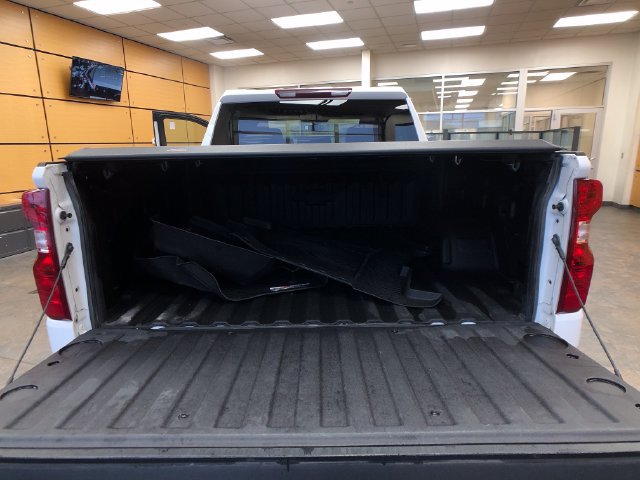 Used 2022 Chevrolet Silverado 1500 LT AWD/4WD image 21