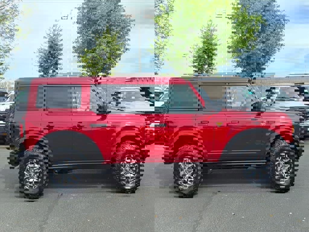 Certified 2025 Ford Bronco Badlands image 6