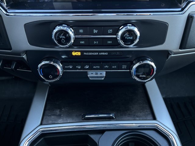 Certified 2022 Ford F250 Lariat w/ Chrome Package AWD/4WD image 20