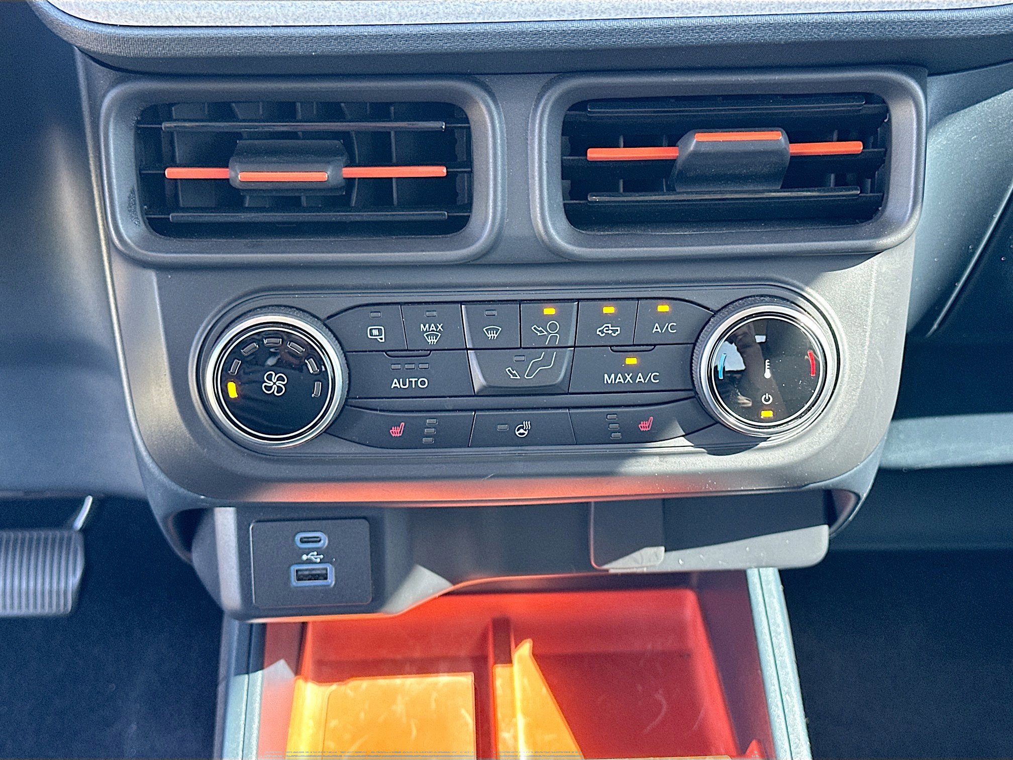 Certified 2022 Ford Maverick XLT w/ Equipment Group 300A Standard image 15