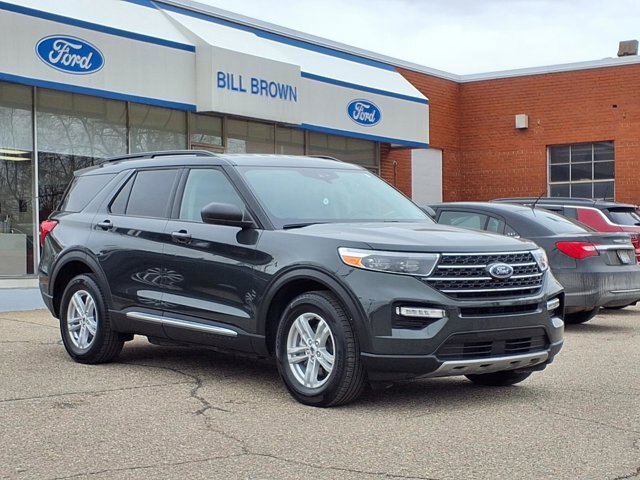 Certified 2024 Ford Explorer XLT w/ Equipment Group 202A