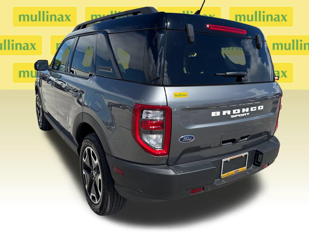 Certified 2024 Ford Bronco Sport Outer Banks w/ Tech Package AWD/4WD image 9
