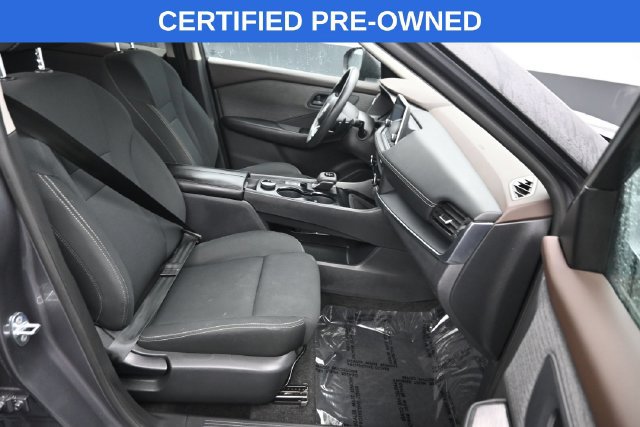 Used 2023 Nissan Rogue S AWD/4WD image 8