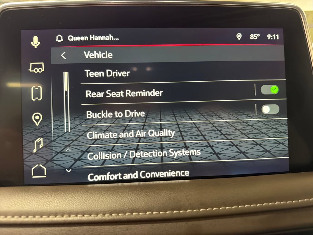 Used 2023 GMC Yukon XL SLT RWD image 28