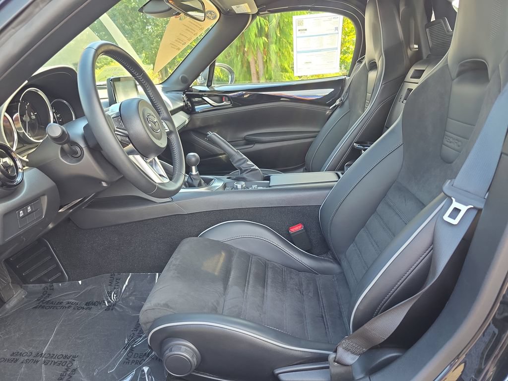 Used 2023 MAZDA MX-5 Miata Club w/ Brembo/BBS Recaro Package RWD image 5