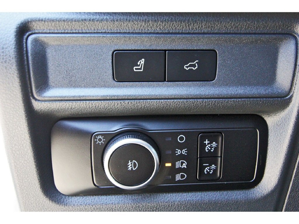Certified 2023 Ford Expedition Max Limited RWD image 23