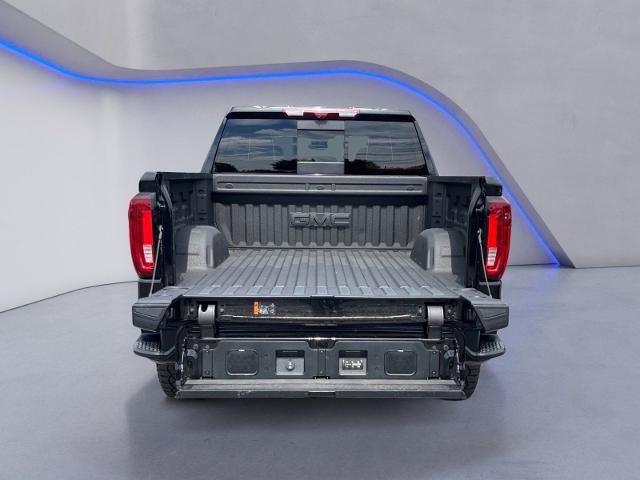 Used 2026 GMC Sierra 1500 AT4X w/ LPO, Black Badging Package AWD/4WD image 10