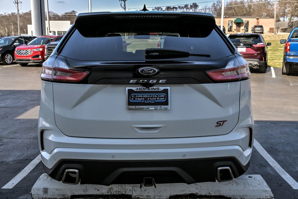Certified 2022 Ford Edge ST w/ Equipment Group 401A AWD/4WD image 7