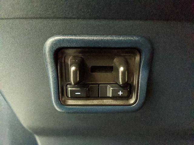 Certified 2025 Ford Maverick Lariat w/ Black Appearance Package image 17