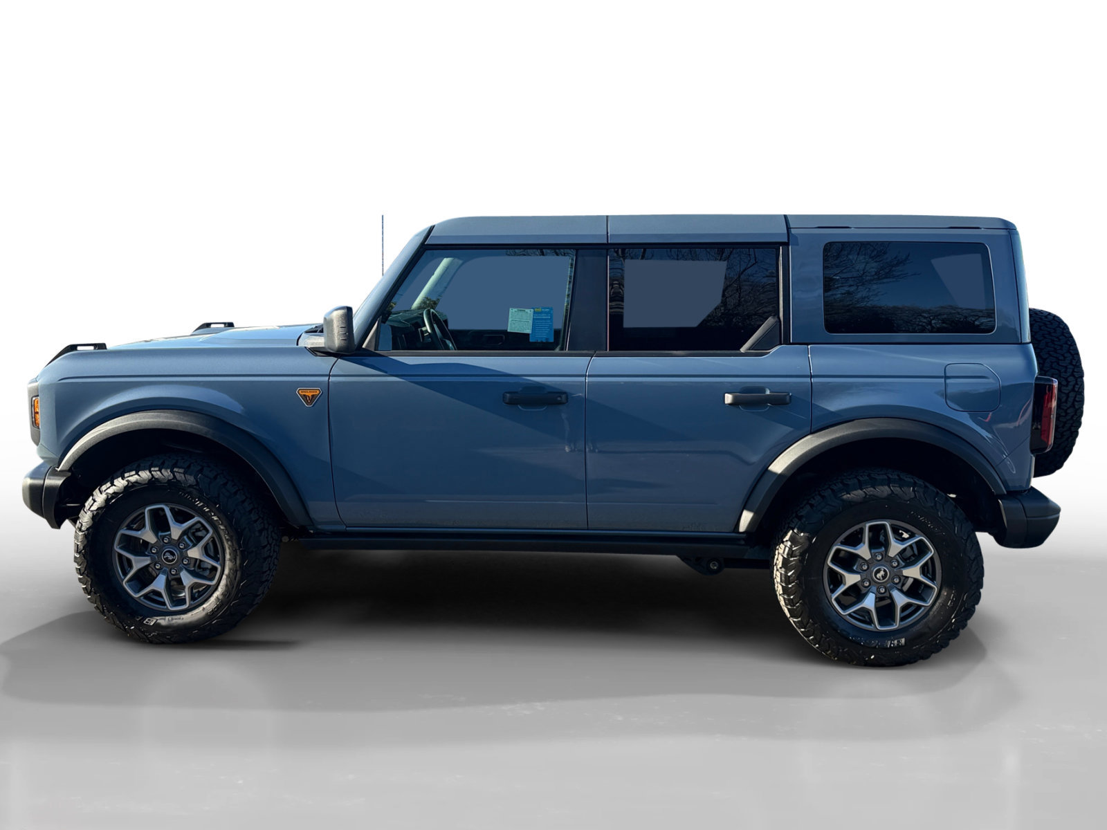 Certified 2025 Ford Bronco Badlands image 6